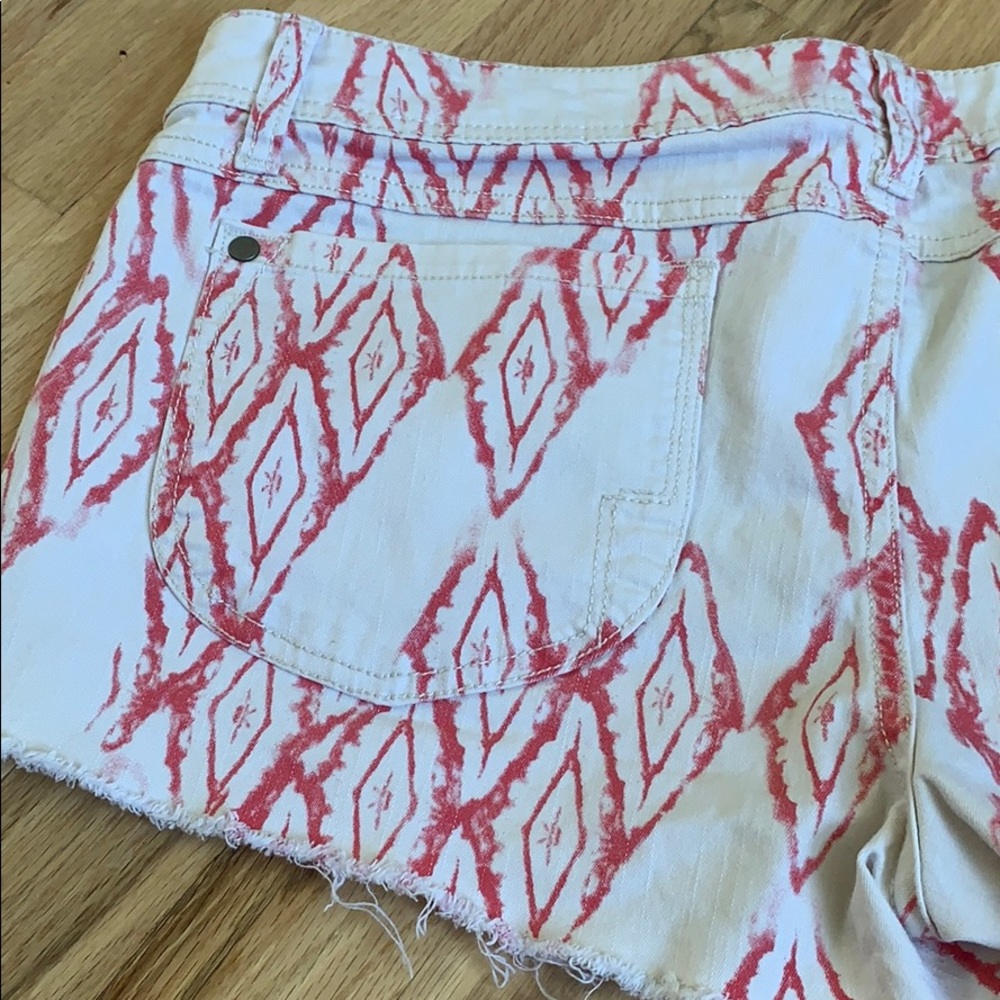 Aztec Patterned Shorts - image 3